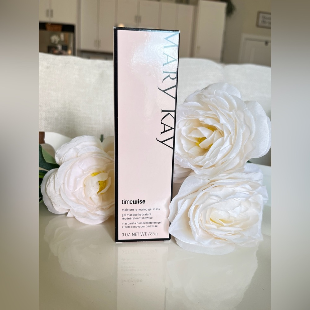 Mary Kay TIMEWISE Moisture Renewing Gel Mask (2 of 2)